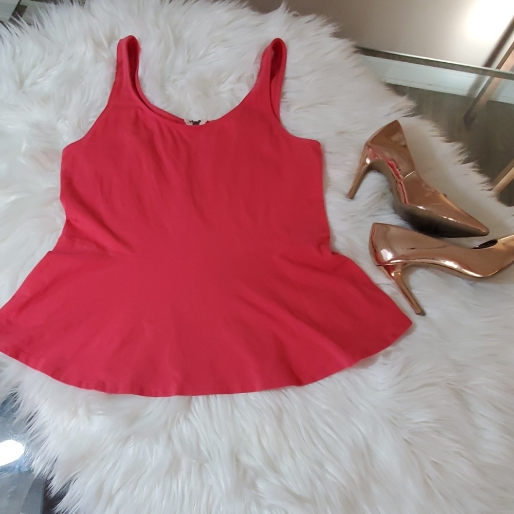 Sleeveless Top